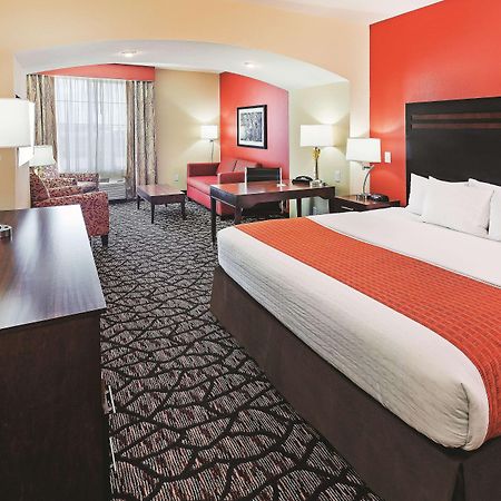 La Quinta By Wyndham Pecos Hotel Bagian luar foto
