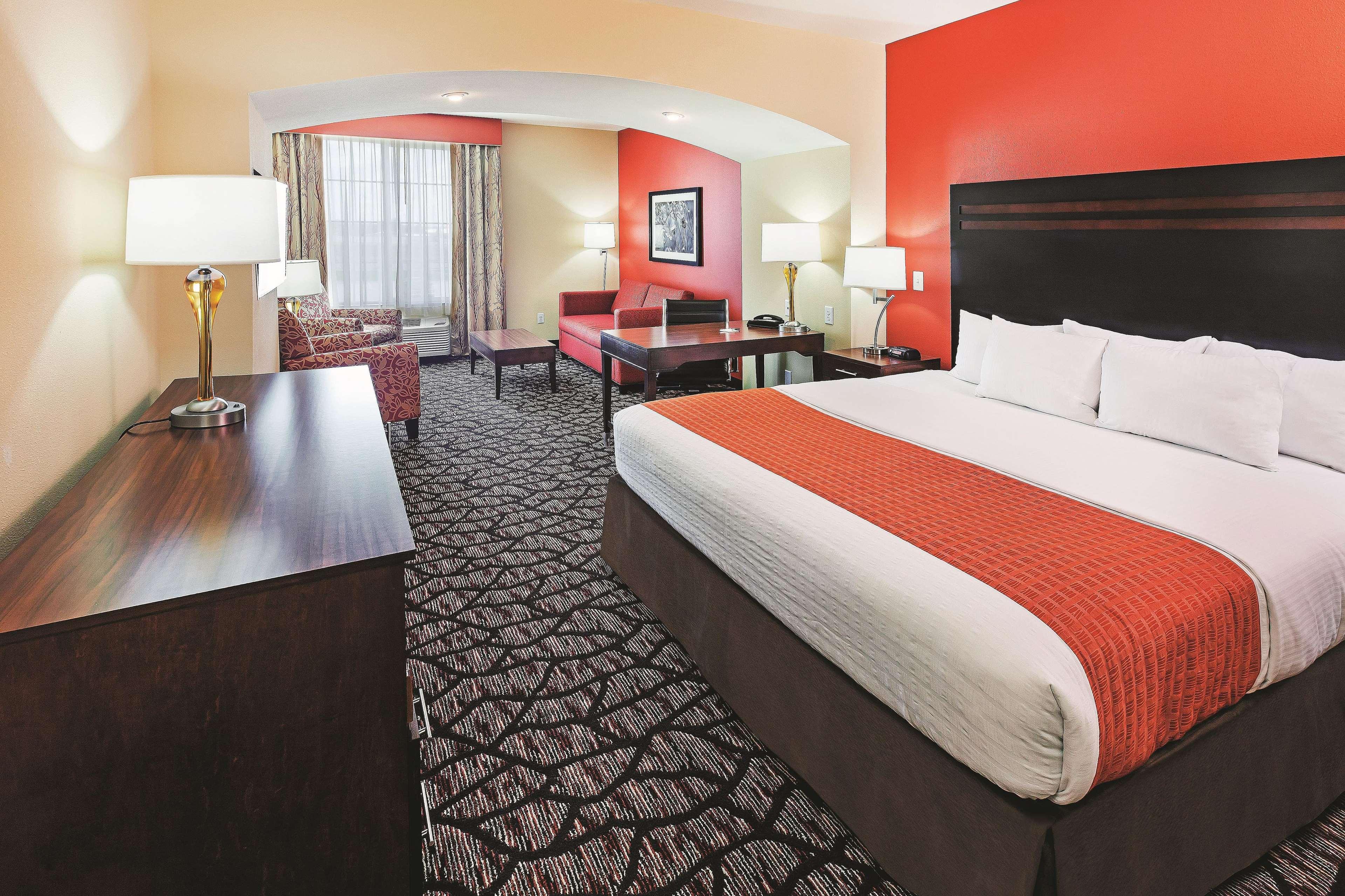 La Quinta By Wyndham Pecos Hotel Bagian luar foto