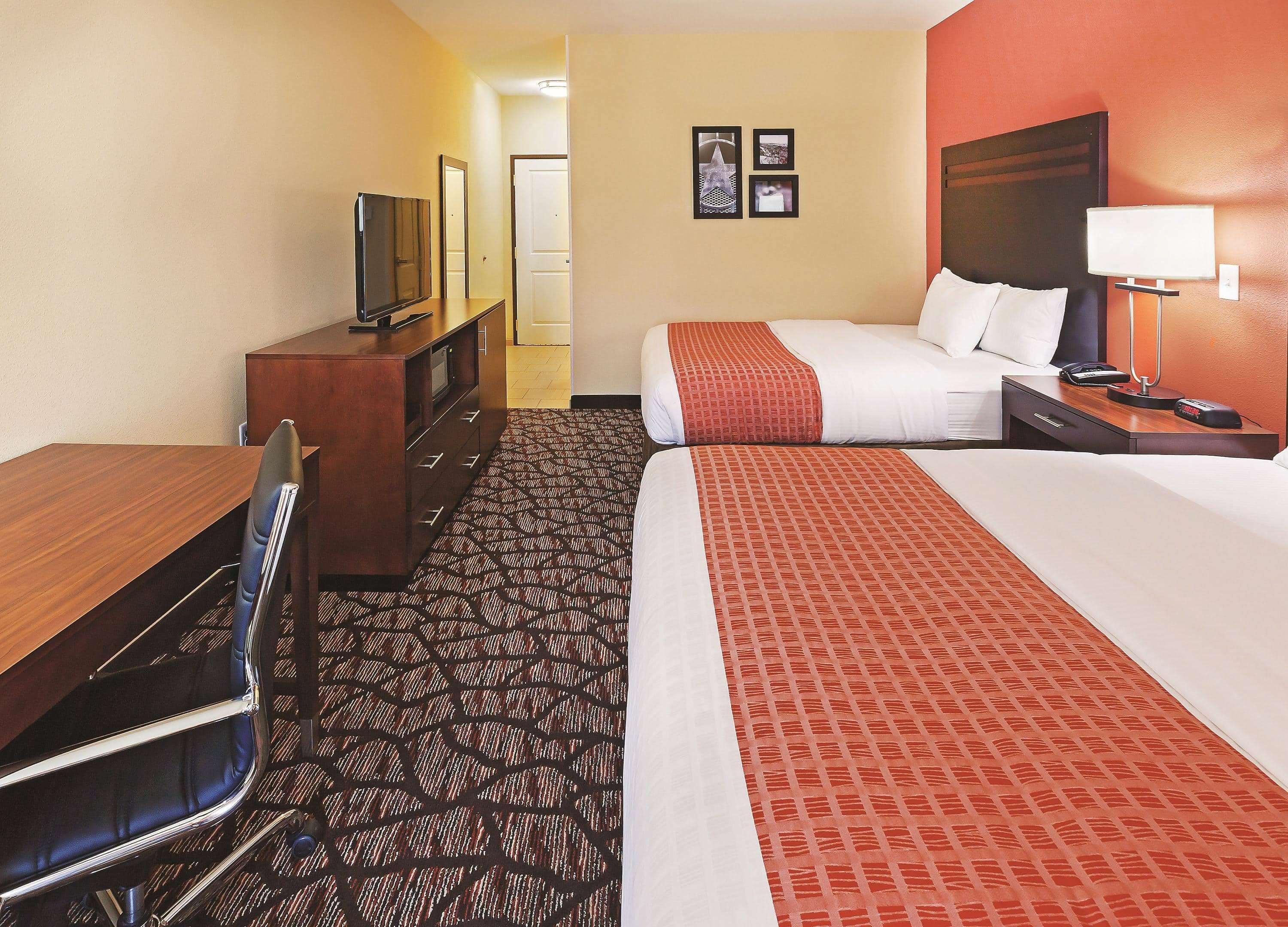 La Quinta By Wyndham Pecos Hotel Bagian luar foto